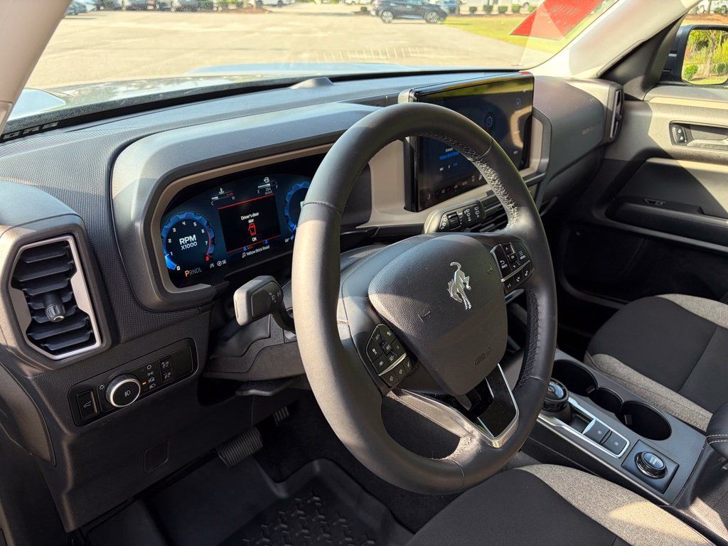 Used 2025 Ford Bronco Sport Big Bend AWD/4WD image 14