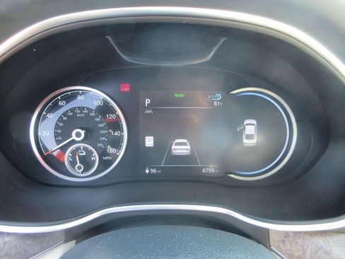 Used 2024 Genesis G80 image 9