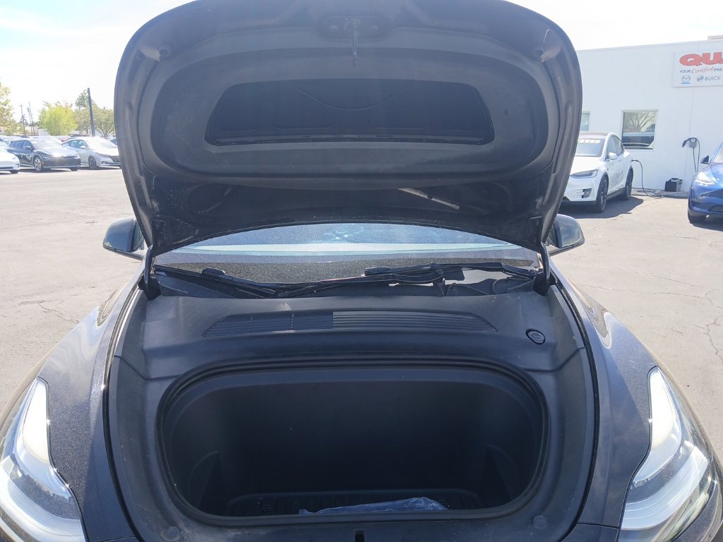 Used 2021 Tesla Model Y Long Range AWD/4WD image 4