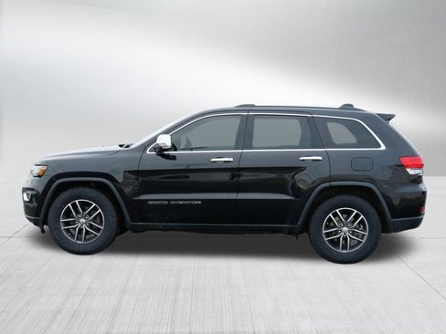 Used 2017 Jeep Grand Cherokee Limited w/ Luxury Group II image 4