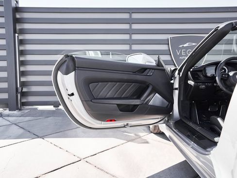 Used 2024 Porsche 911 Carrera GTS w/ Premium Package image 23