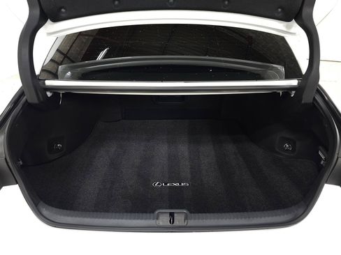 Certified 2025 Lexus ES 300h w/ Premium Package FWD image 8