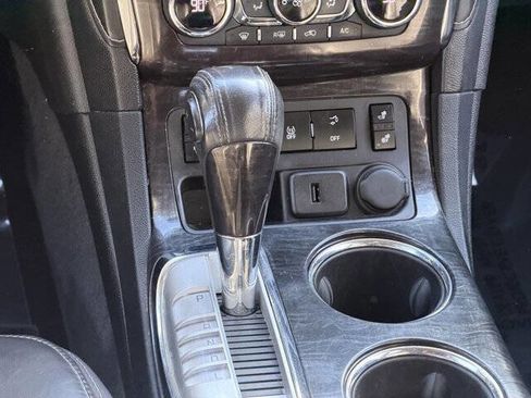 Used 2015 Buick Enclave Leather image 16