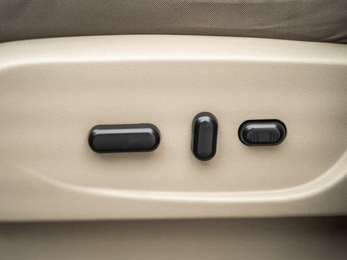 Used 2016 Ford Escape SE AWD/4WD image 33