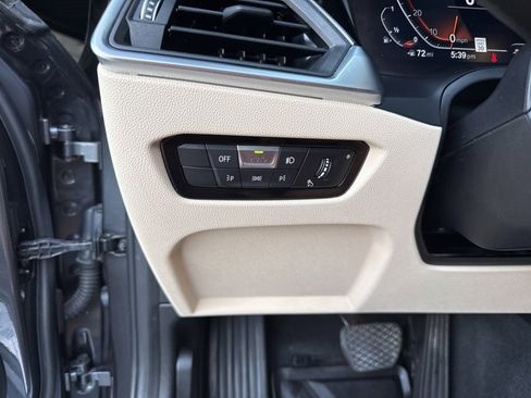 Used 2022 BMW 330i xDrive Sedan w/ Driving Assistance Package image 26