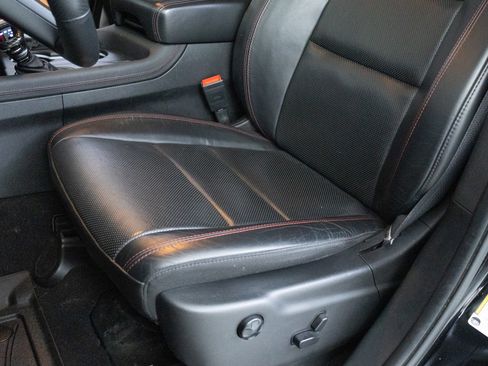 Used 2023 Dodge Durango R/T AWD/4WD image 12