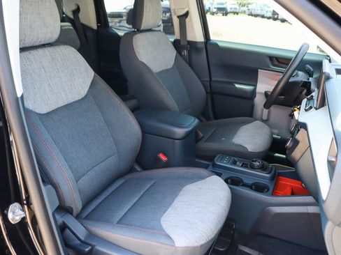 Used 2023 Ford Maverick XLT FWD image 35