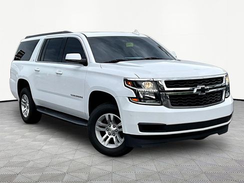 Used 2018 Chevrolet Suburban LT AWD/4WD image 3