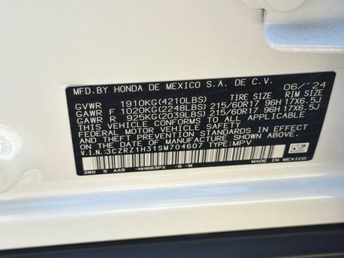 Certified 2025 Honda HR-V LX image 36
