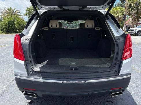 Used 2017 Cadillac XT5 FWD image 8