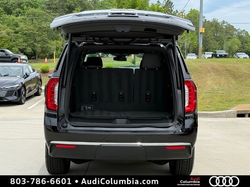 Used 2024 GMC Yukon SLT w/ SLT Premium Package AWD/4WD image 19