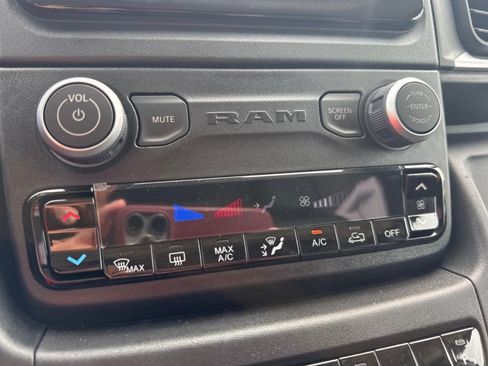 New 2026 RAM ProMaster 3500 w/ Quick Order Package 22G SLT image 30