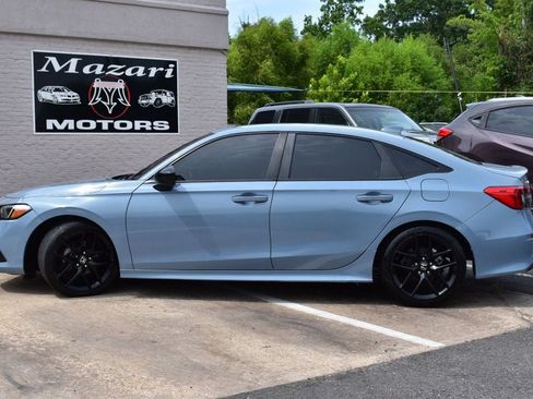 Used 2023 Honda Civic Sport image 3