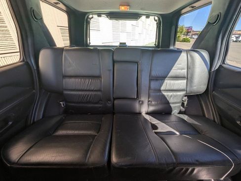 Used 2001 Nissan Pathfinder LE AWD/4WD image 23