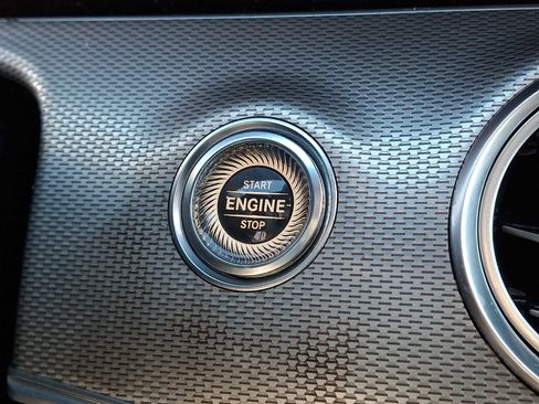 Used 2018 Mercedes-Benz E 43 AMG 4MATIC Sedan image 19