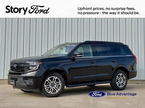Certified 2025 Ford Expedition Active AWD/4WD image 1