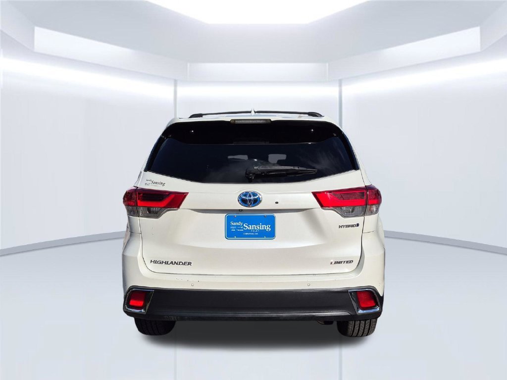 Used 2017 Toyota Highlander Limited AWD/4WD image 5