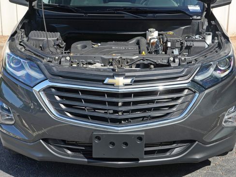 Used 2020 Chevrolet Equinox LS FWD image 6