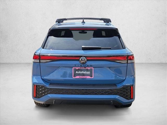 Used 2026 Volkswagen Tiguan SE R-Line FWD image 6