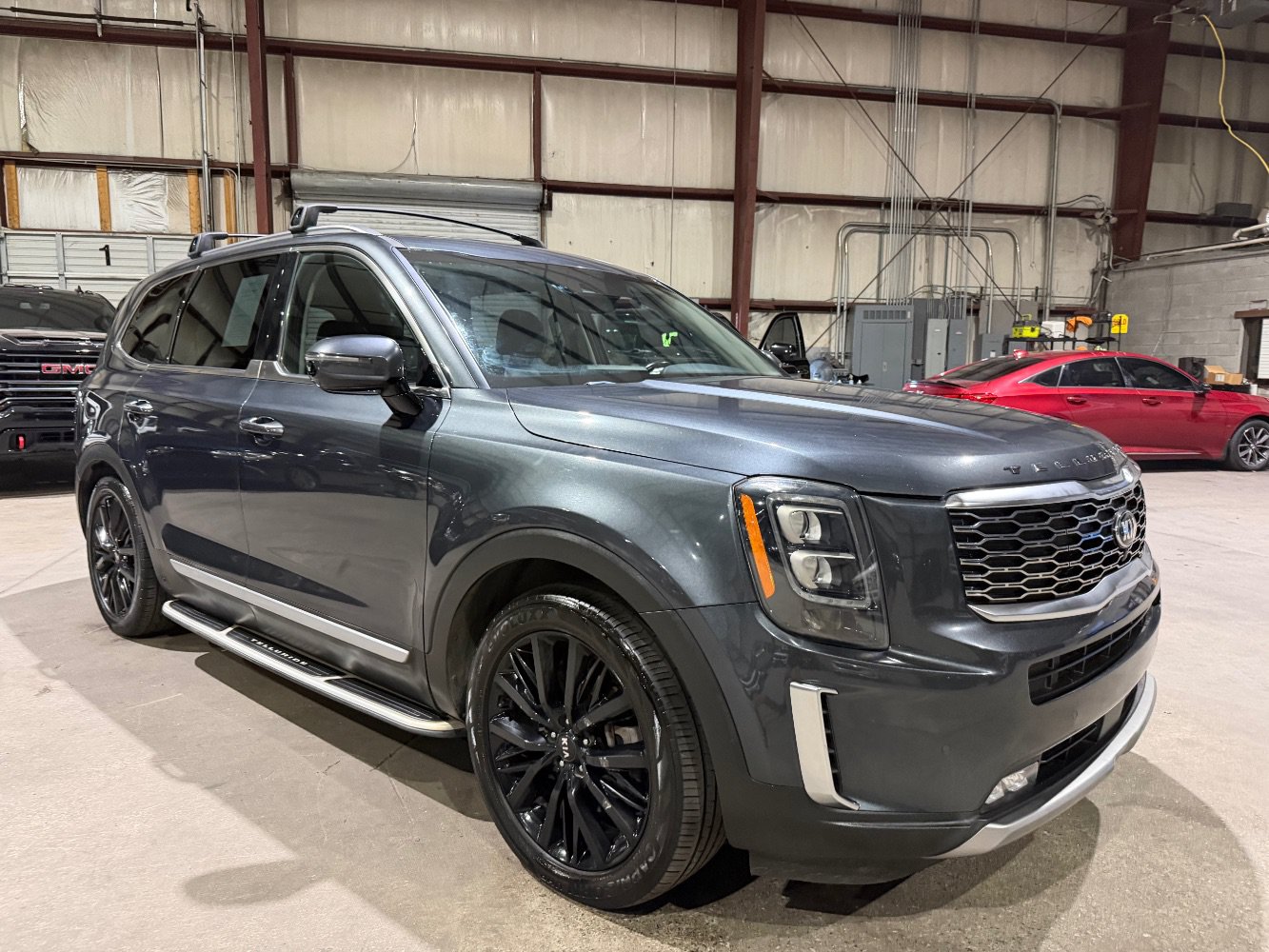 Used 2021 Kia Telluride SX w/ Towing Package AWD/4WD image 2