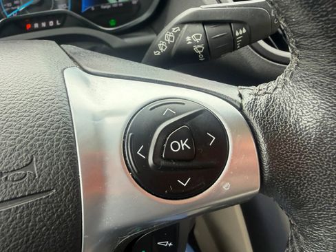 Used 2017 Ford C-MAX SE FWD image 15