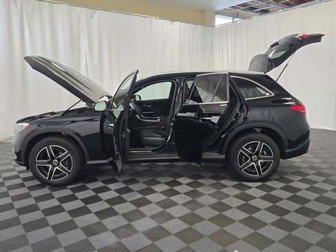 New 2026 Mercedes-Benz GLC 300 GLC 300 image 12