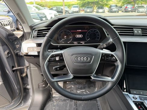 Used 2024 Audi Q8 e-tron Premium AWD/4WD image 11