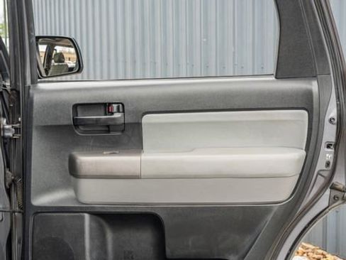 Used 2013 Toyota Sequoia SR5 image 41