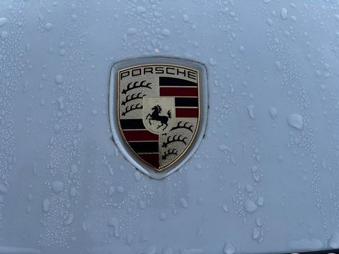 Used 2018 Porsche Panamera image 34