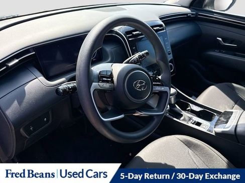Certified 2024 Hyundai Tucson SE image 11