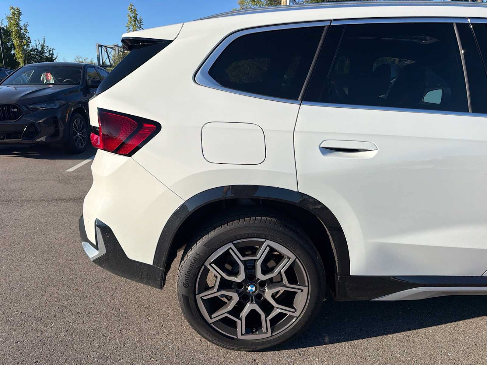 Used 2024 BMW X1 xDrive28i w/ Convenience Package AWD/4WD image 11