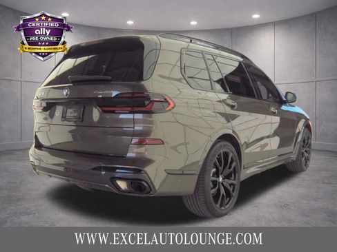 Used 2024 BMW X7 xDrive40i w/ Executive Package image 5
