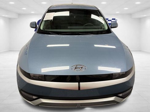 Used 2024 Hyundai Ioniq 5 SE image 2