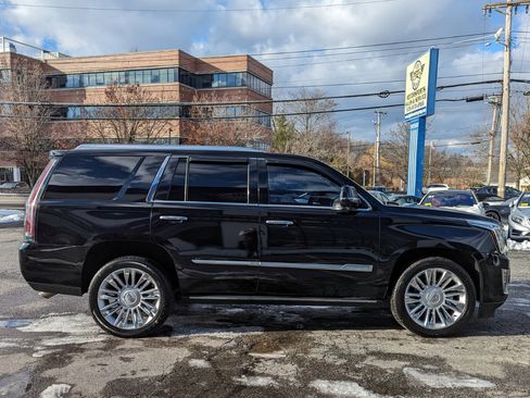 Used 2016 Cadillac Escalade Platinum image 6