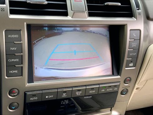 Used 2015 Lexus GX 460 w/ Premium Package image 28