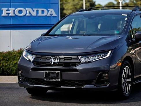 New 2026 Honda Odyssey EX-L image 2