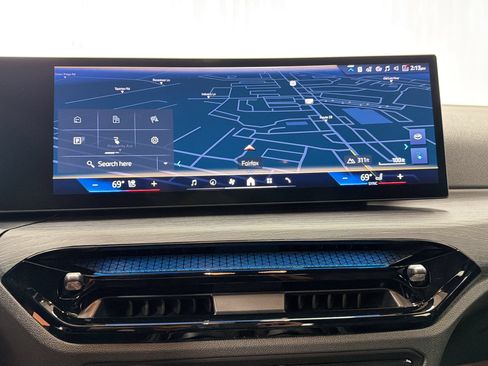 Used 2026 BMW i4 xDrive40i w/ Premium Package AWD/4WD image 25