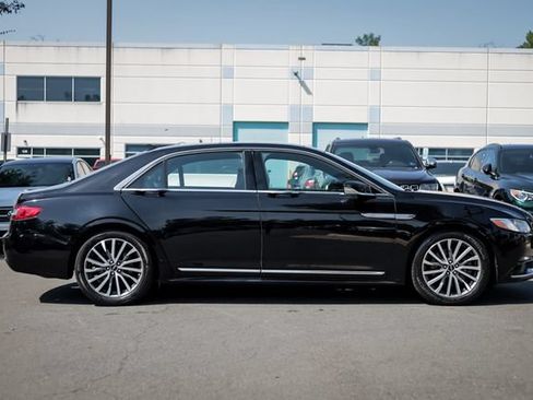Used 2020 Lincoln Continental AWD w/ Premium Package image 8