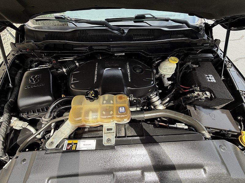 Used 2017 RAM 1500 Laramie w/ Convenience Group AWD/4WD image 30