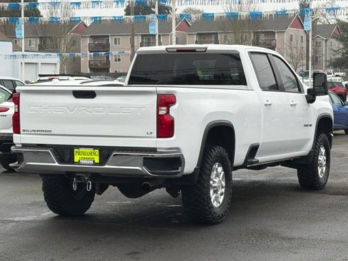 Used 2022 Chevrolet Silverado 3500 LT w/ Convenience Package image 4