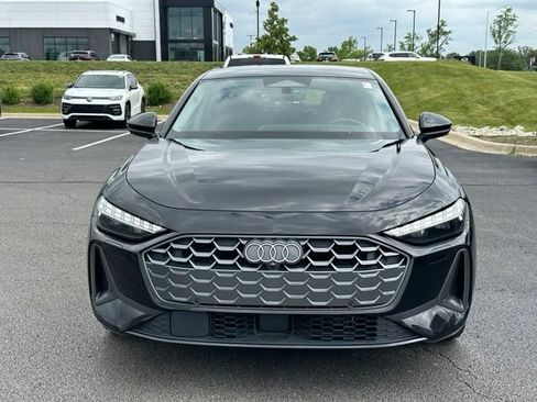 Used 2025 Audi A5 2.0T Premium Plus w/ Premium Plus AWD/4WD image 2