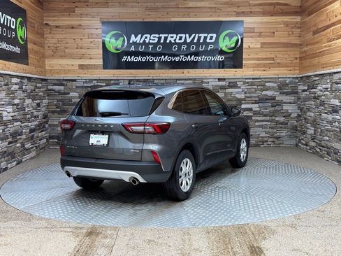 Used 2023 Ford Escape Active AWD/4WD image 9
