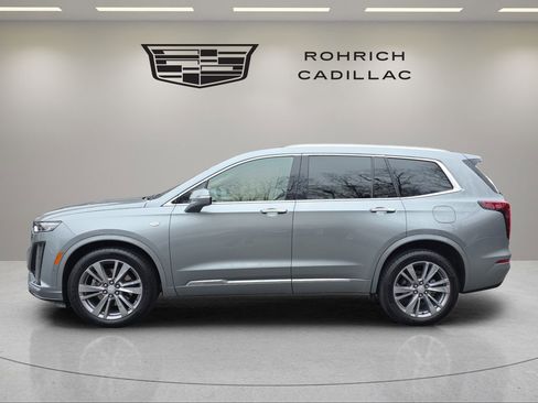 Certified 2024 Cadillac XT6 Premium Luxury w/ Platinum Package image 2