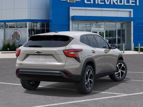 New 2026 Chevrolet Trax RS image 4