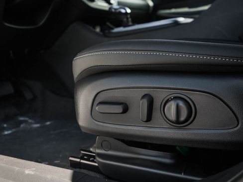New 2026 Buick Envista Sport Touring w/ Convenience I Package FWD image 18
