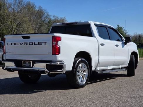 Used 2019 Chevrolet Silverado 1500 LTZ image 26