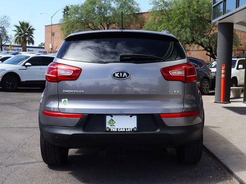 Used 2011 Kia Sportage EX w/ Premium Pkg w/Leather Seats image 11