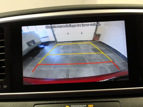 Used 2020 Kia Sportage LX image 13