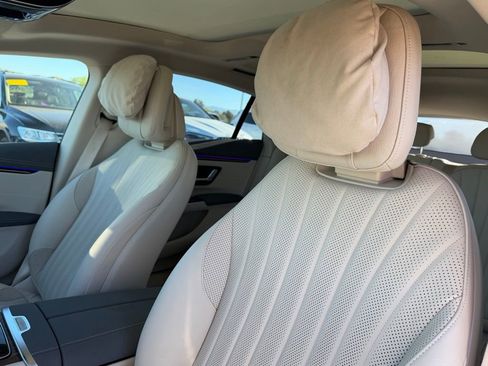Certified 2023 Mercedes-Benz EQS 580 4MATIC Sedan image 20