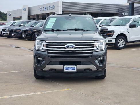 Used 2021 Ford Expedition XLT AWD/4WD image 2